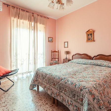 Theokles Apartment タオルミーナ エクステリア 写真